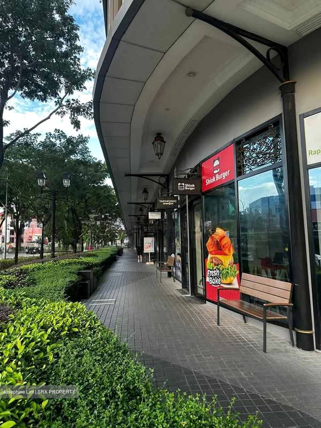 Stars Of Kovan (D19), Retail #526477361
